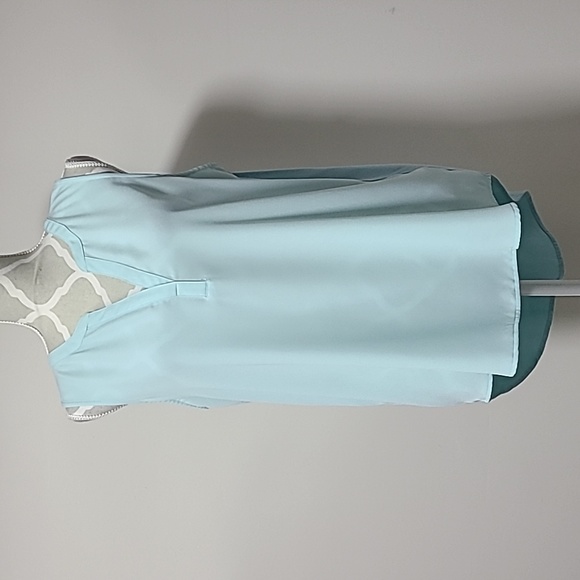 Ricki's Sleeveless Blue Top - Picture 1 of 2